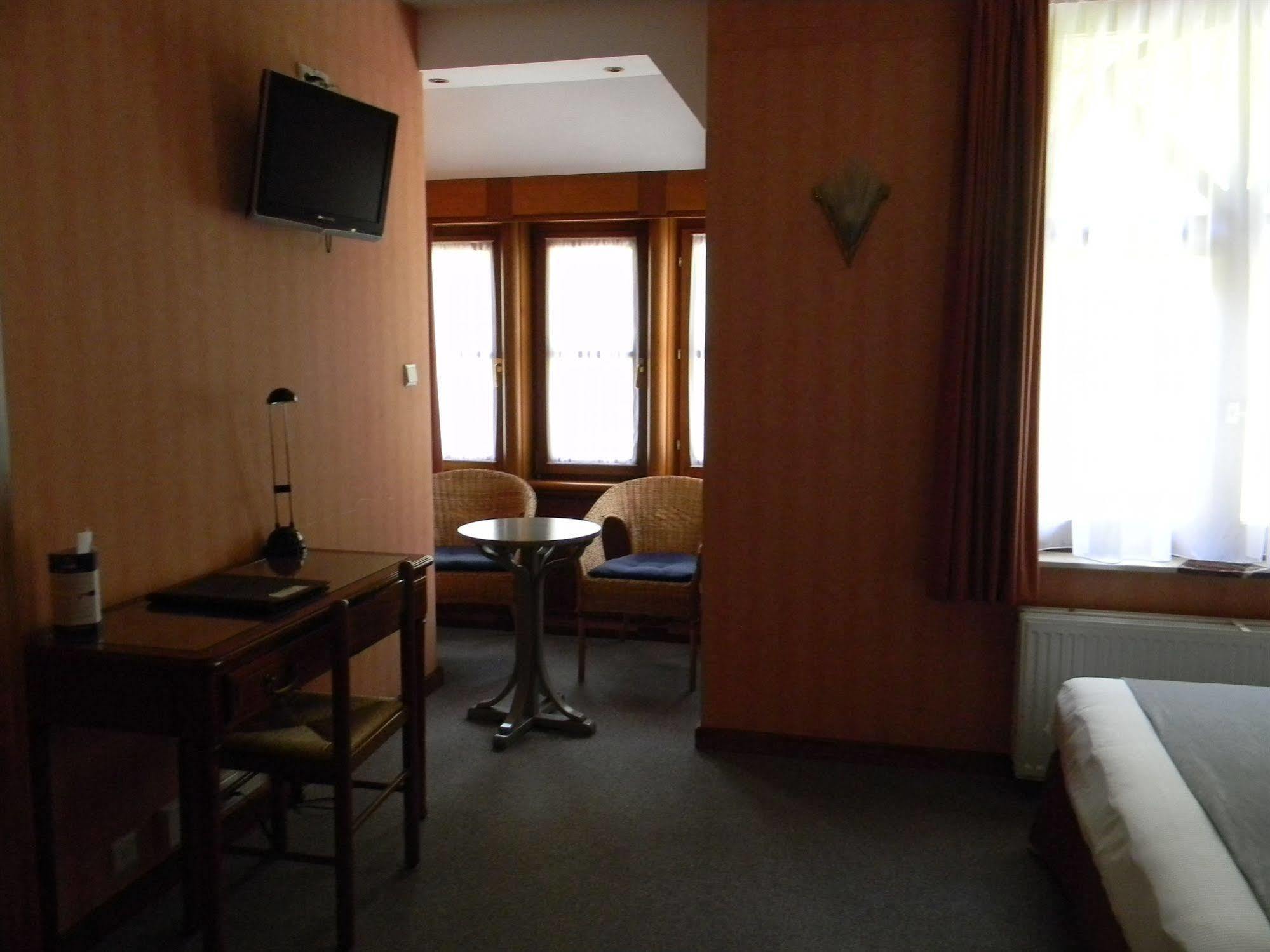 Hotel Du Roy Bouillon Exterior photo
