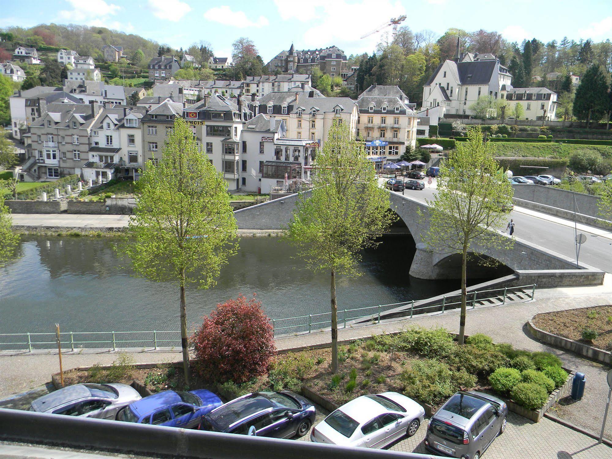 Hotel Du Roy Bouillon Exterior photo